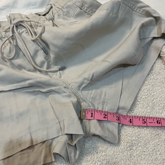 Loft, 100% Lyocel, drawstring waist shorts. Size S - Picture 9 of 9